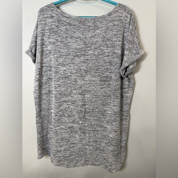 Grey Tee - Picture 2 of 3